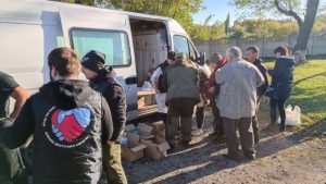 Активисты ОД «ДР» привезли гумпомощь жителям сел Коммуна и Новогригоровка